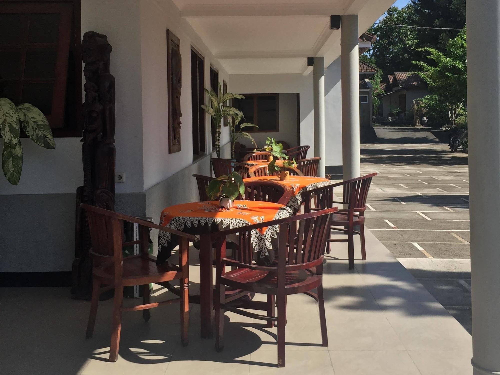 Hotel Minak Jinggo Banyuwangi  Exterior foto